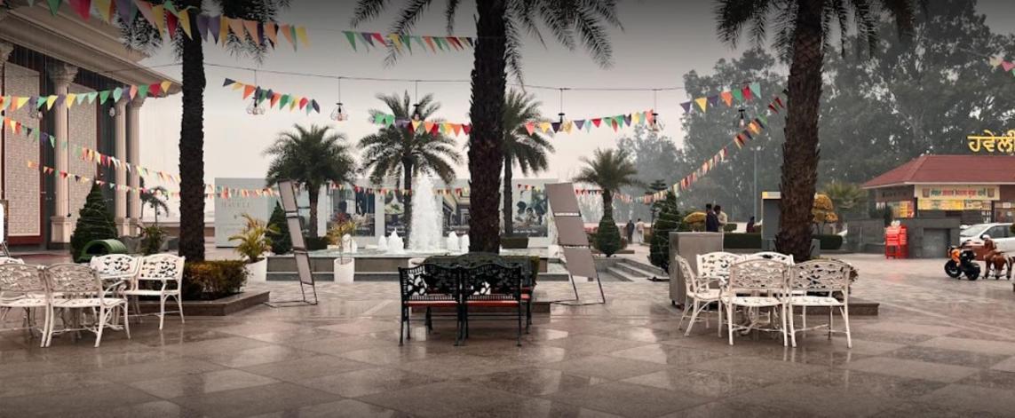 Hotel Mannat Haveli Kurukshetra Exteriér fotografie